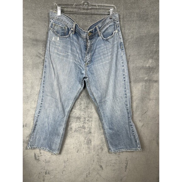 Old Navy Women’s 16 Low Rise Light Wash Cropped Bootcut Jeans M - Picture 2 of 16